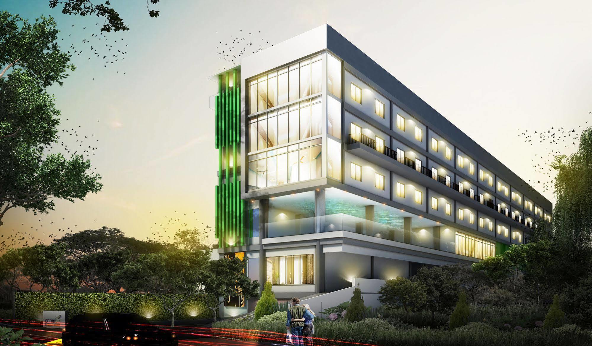 Primebiz Tegal Hotel Luaran gambar